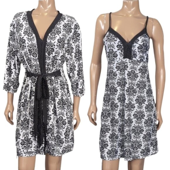 Laura Ashley Other - 💠Laura Ashley Sleepwear Set Womens Size Large Black White Damask Robe Dress PJs